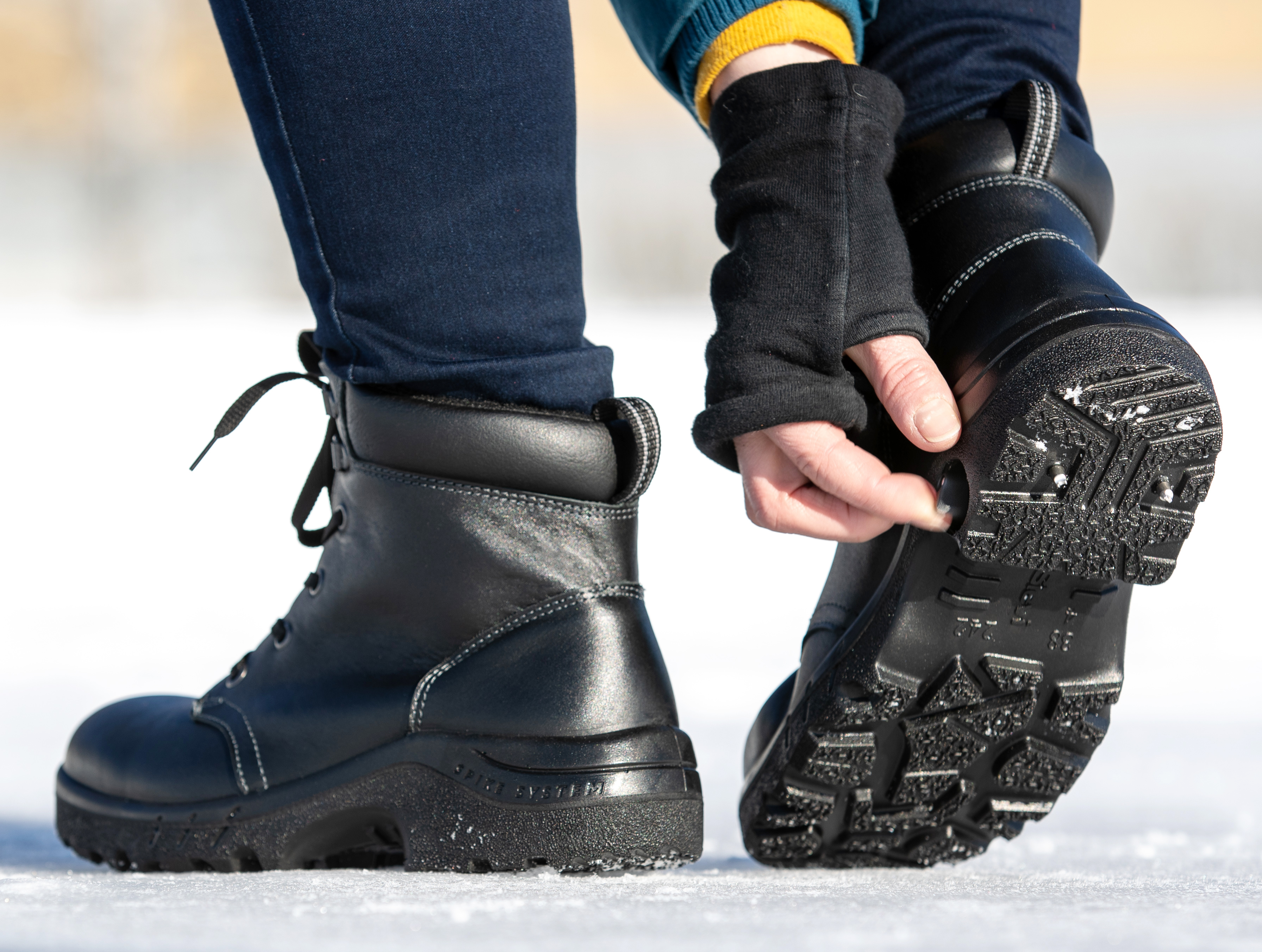 , Testasimme uudet nastakengät – 3 parasta kikkaa pysyä pystyssä liukkailla